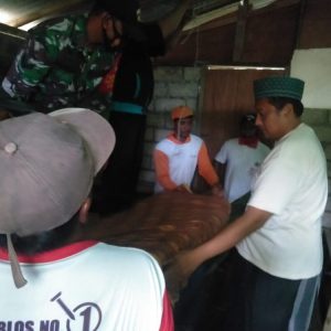 Tak Kunjung Pulang, Suaminya Ditemukan Tewas Gantung Diri