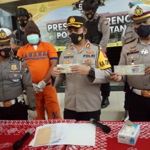 Kecelakaan Maut Tol Magetan – Ngawi : 4 Orang Tewas dan Sopir Bus PO Singa Putra RajaTersangka Kecelakaan Maut Tol Magetan – Ngawi : 4 Orang Tewas dan Sopir Bus PO Singa Putra RajaTersangka