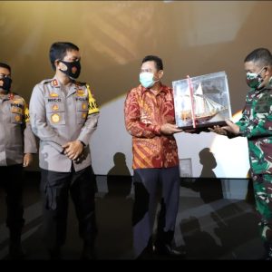 Awali PPKM: Pemkab & Polres Mojokerto Terapkan Hypnotherapy Tangguh Semeru Jilid II Awali PPKM: Pemkab & Polres Mojokerto Terapkan Hypnotherapy Tangguh Semeru Jilid II