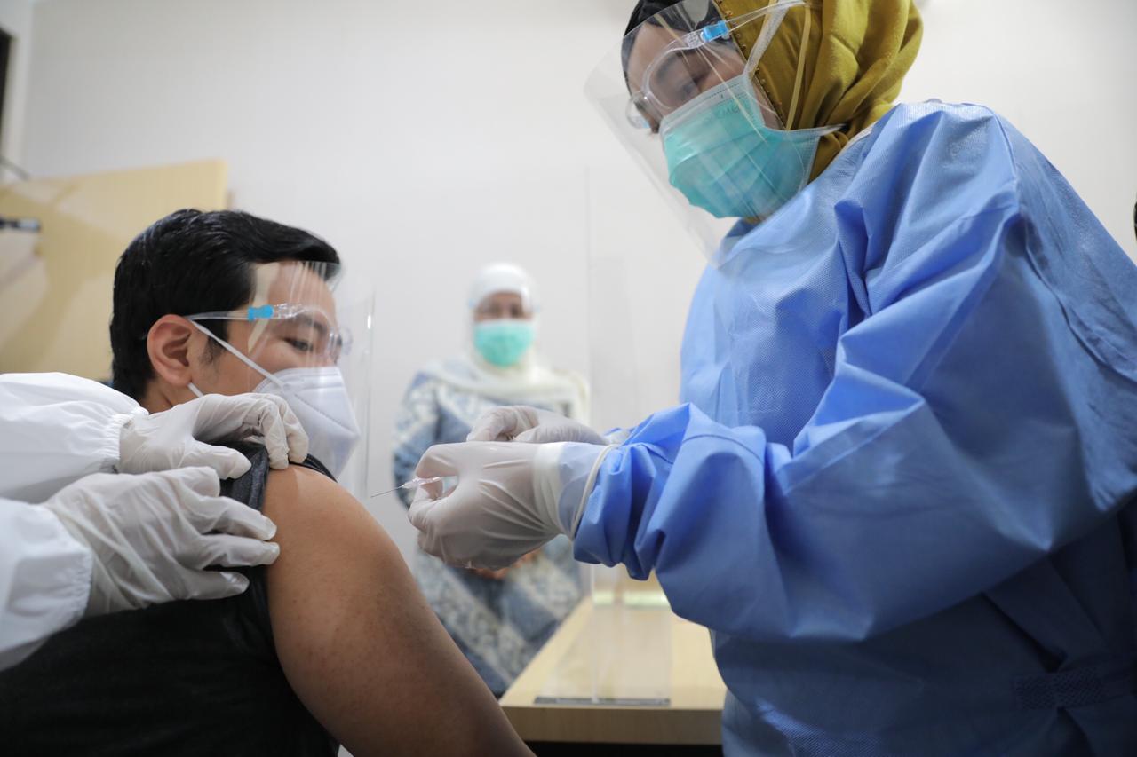 Kemenkes sebut 482.145 tenaga kesehatan sudah divaksin