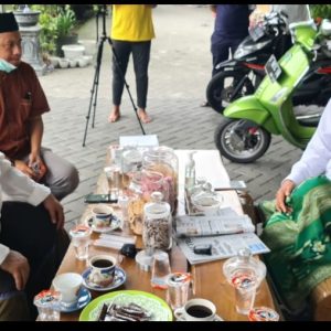 Pengurus Golkar Jatim Silaturahmi ke Gus Ali Pengurus Golkar Jatim Silaturahmi ke Gus Ali