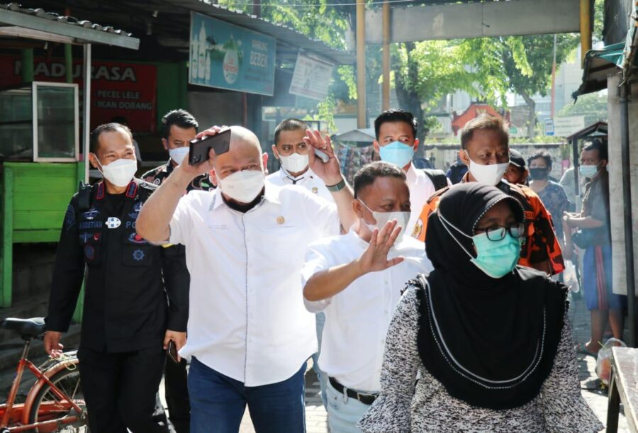 Warga Desa Borong Mobil, Ketua DPD RI Ingatkan Pentingnya Kelola Keuangan