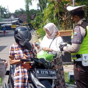 Satlantas Polres Pasuruan, Gencar Edukasi Pengendara