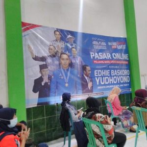Ibas Bertemu Pelaku UMKM di Magetan Secara Virtual Ibas Bertemu Pelaku UMKM di Magetan Secara Virtual