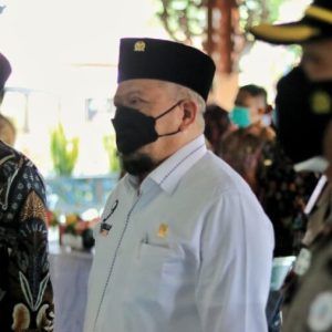 LaNyalla Sesalkan 332 Desa di Kalbar Belum Teraliri Listrik LaNyalla Sesalkan 332 Desa di Kalbar Belum Teraliri Listrik