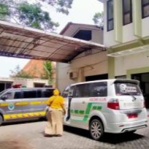 Dinkes Distribusikan Vaksin Sinovak Tahap 2 Dinkes Distribusikan Vaksin Sinovak Tahap 2