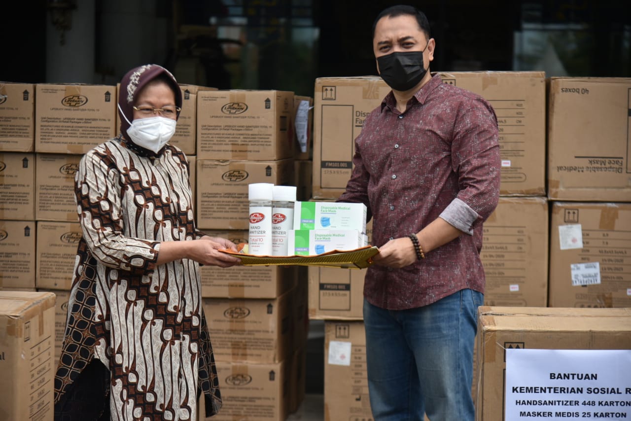 Terima Bantuan Mensos, Eri akan Distribusikan untuk Nakes hingga Masyarakat Surabaya