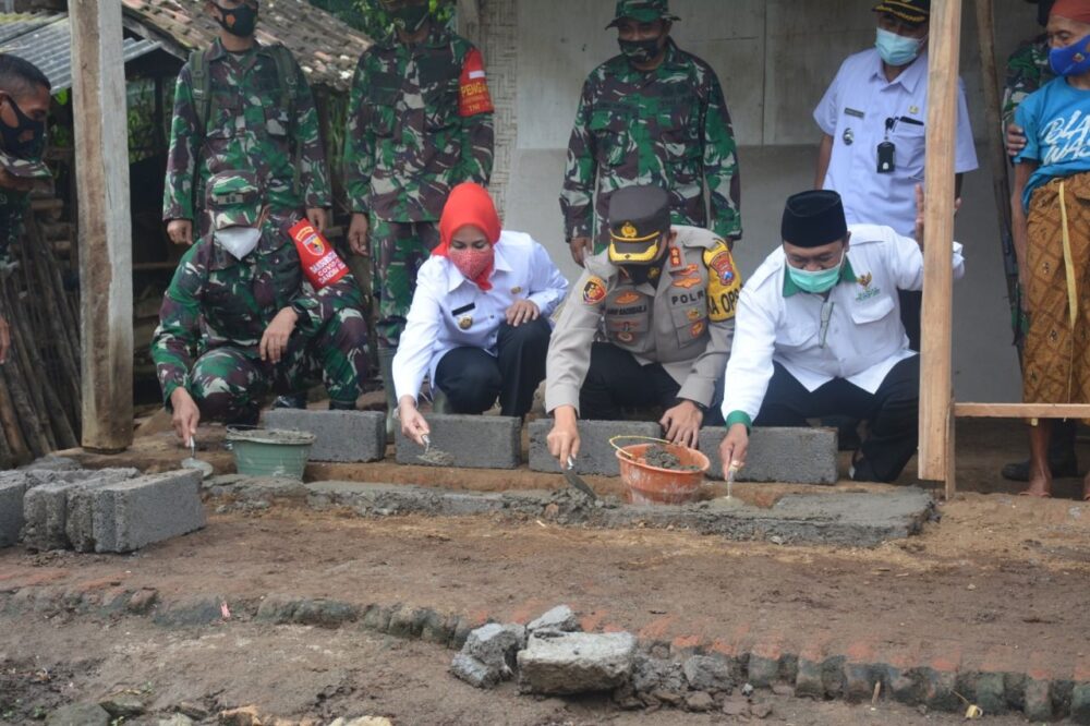 Pembangunan Rumah Tidak Layah Huni ke 110 di Jember