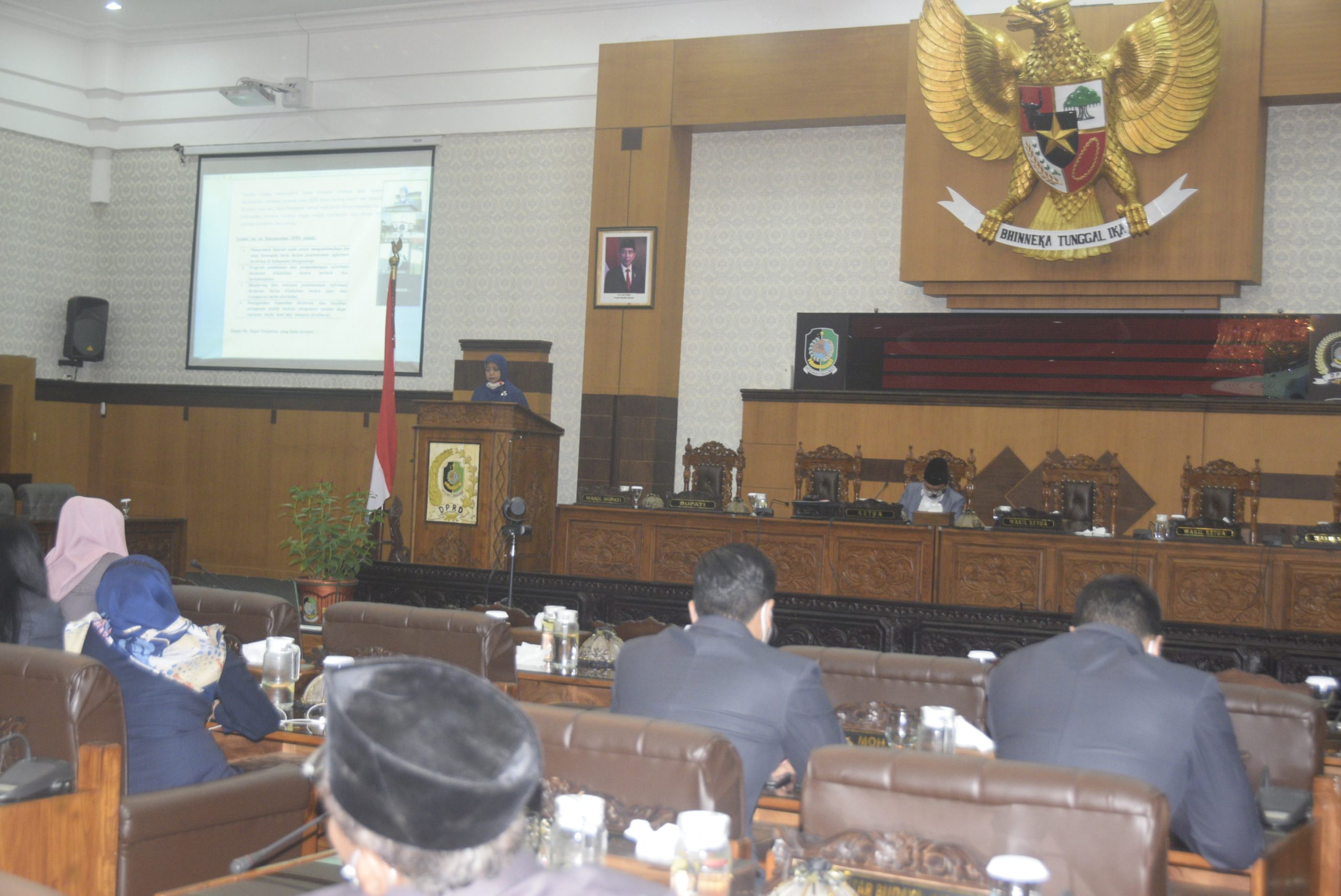 DPRD Banyuwangi Sampaikan Rekomendasi Atas LKPJ Bupati Akhir Tahun Anggaran 2020