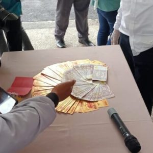 Polresta Banyuwangi Tangkap Pemilik Cetakan Uang Asing Palsu