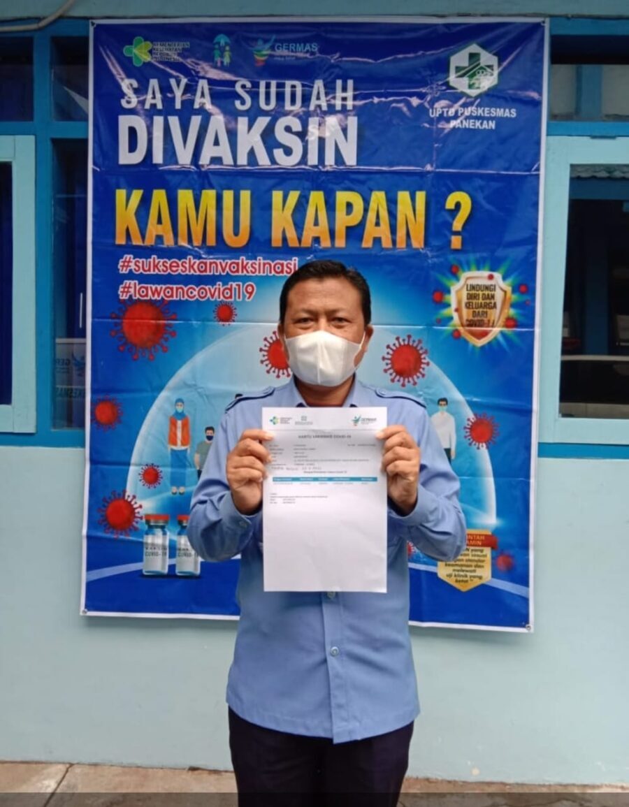 300 Karyawan PDAM Lawu Tirta Divaksin Covid 19