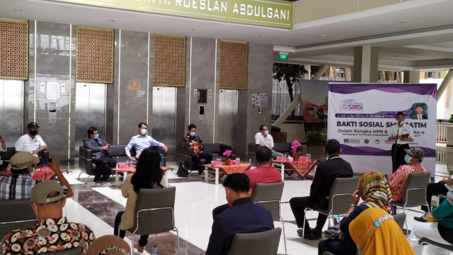 SMSI Jatim Bagikan Sembako bagi Masyarakat Terdampak Covid-19