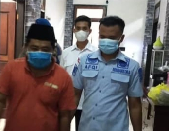 Diduga Jual Sabu, Kades Sumber Banteng Dicokok Buser