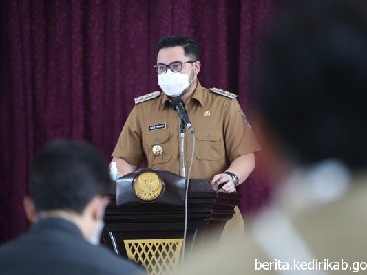 Mas Bup dan Wakil Bupati Hadiri Peringati Isra Mi’raj di Gedung Bagawanta Bhari