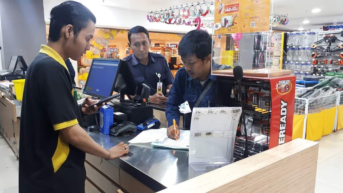 Pemkot Surabaya Ingatkan Pemilik Toko Swalayan Jalankan Komitmen Kemitraan dengan UMKM