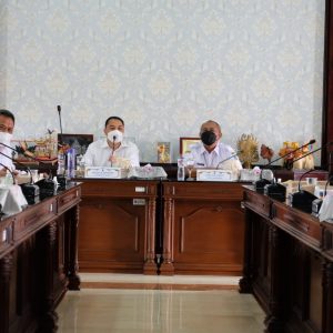 Eri Bahas Kolaborasi Guru hingga Penambahan Jumlah Siswa Rombel Eri Bahas Kolaborasi Guru hingga Penambahan Jumlah Siswa Rombel