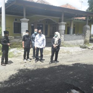 Komisi IV DPRD Banyuwangi Sidak Jalan Rusak Gendoh Menuju Sragi