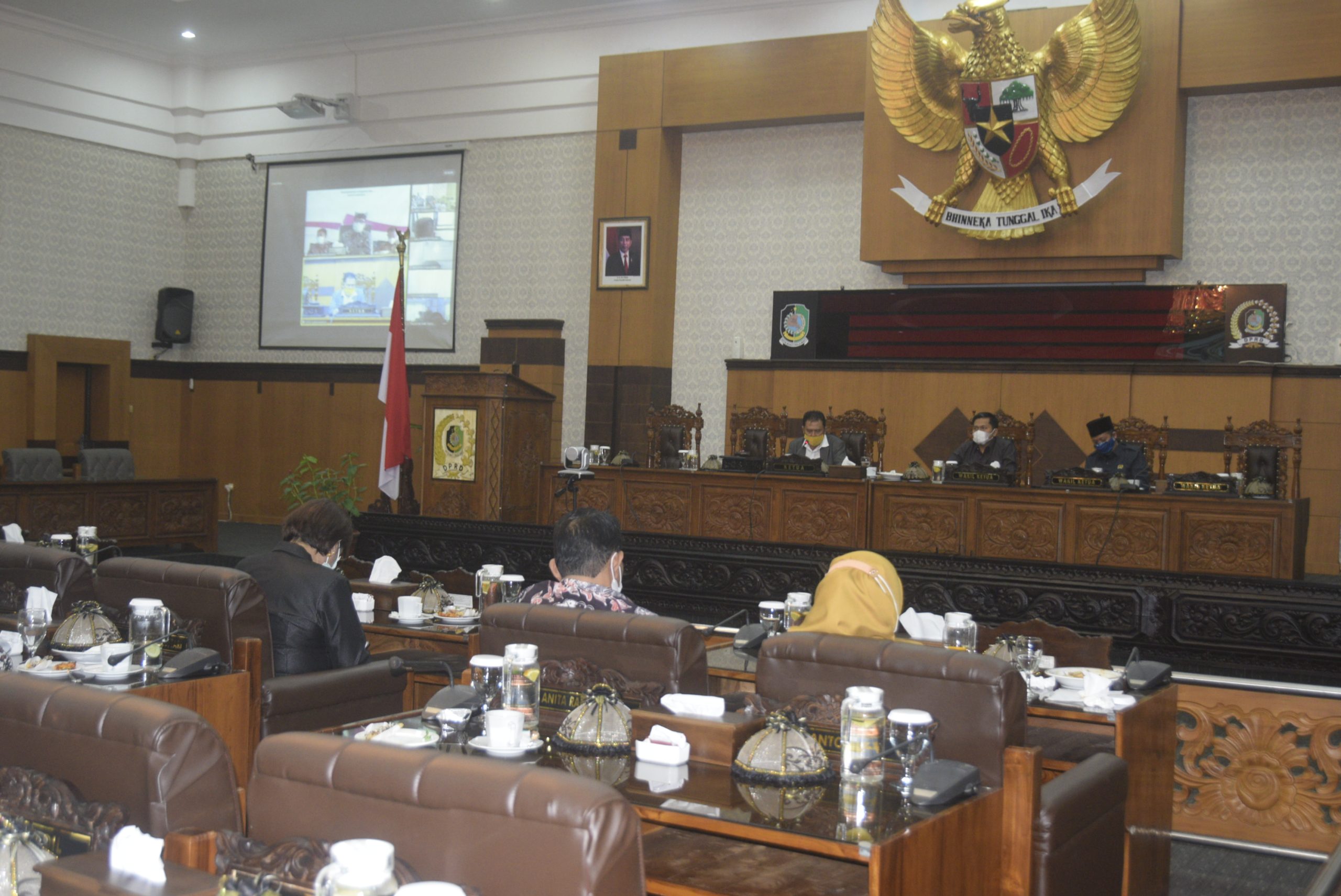 DPRD Banyuwangi Gelar Paripurna Penyampaian LKPJ Akhir Tahun Anggaran 2020