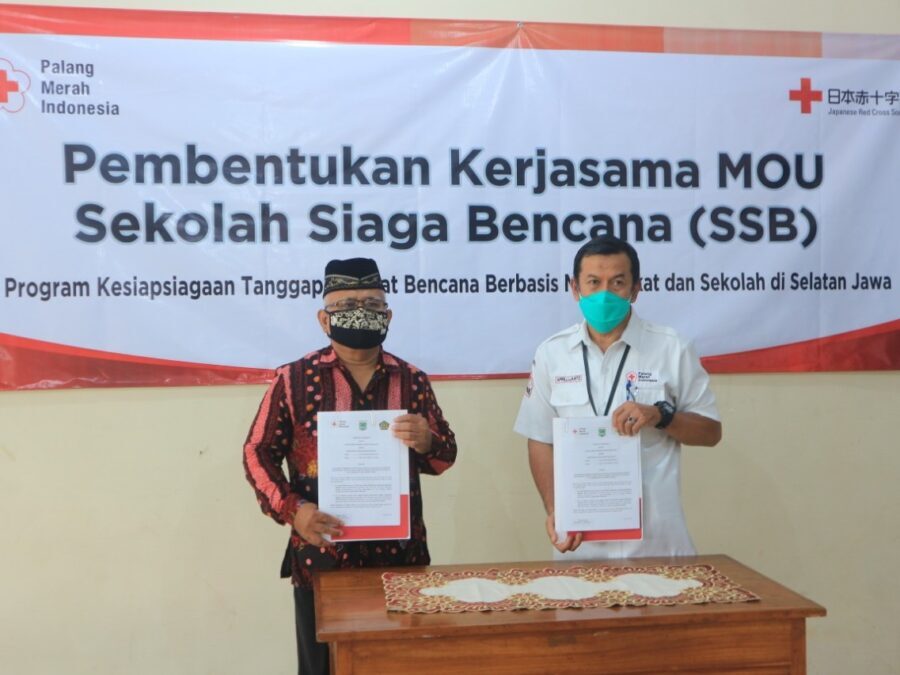 Mendidik Masyarakat Siap Siaga Bencana