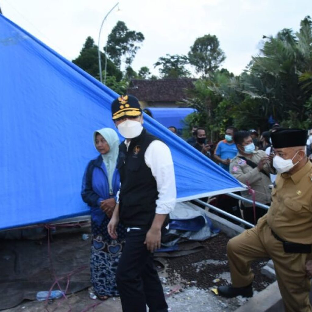 Wagub Emil Yakinkan Warga Terdampak Tak Sendiri