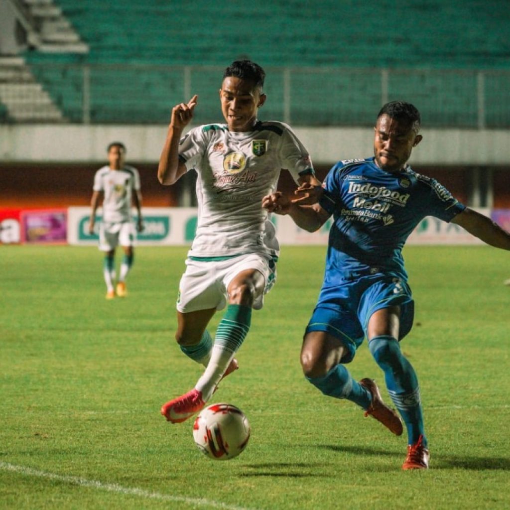 Disingkirkan Persib, Pelatih Persebaya Tetap Sanjung Pemain
