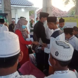 Mencari Berkah Lailatul Qodar, Pemdes Kedungringin Santuni Yatim-Piatu Mencari Berkah Lailatul Qodar, Pemdes Kedungringin Santuni Yatim-Piatu
