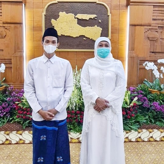 Hafidz Asal Jatim Terpilih Jadi Imam Masjid Besar di UEA