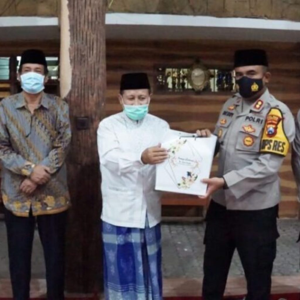Pemangku Keamanan dan Ketua PN Mojokerto Silaturahmi ke Ponpes Al Khodijah