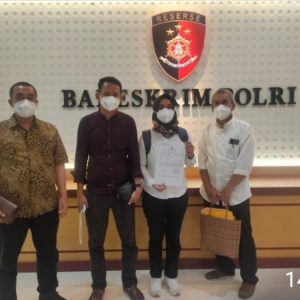 Petani Sawit KOPSA M Laporkan PTPN V ke KPK dan Bareskrim Polri Petani Sawit KOPSA M Laporkan PTPN V ke KPK dan Bareskrim Polri