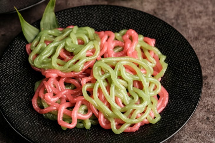 Menu Ramadhan – Putu Mayang sambut Lebaran