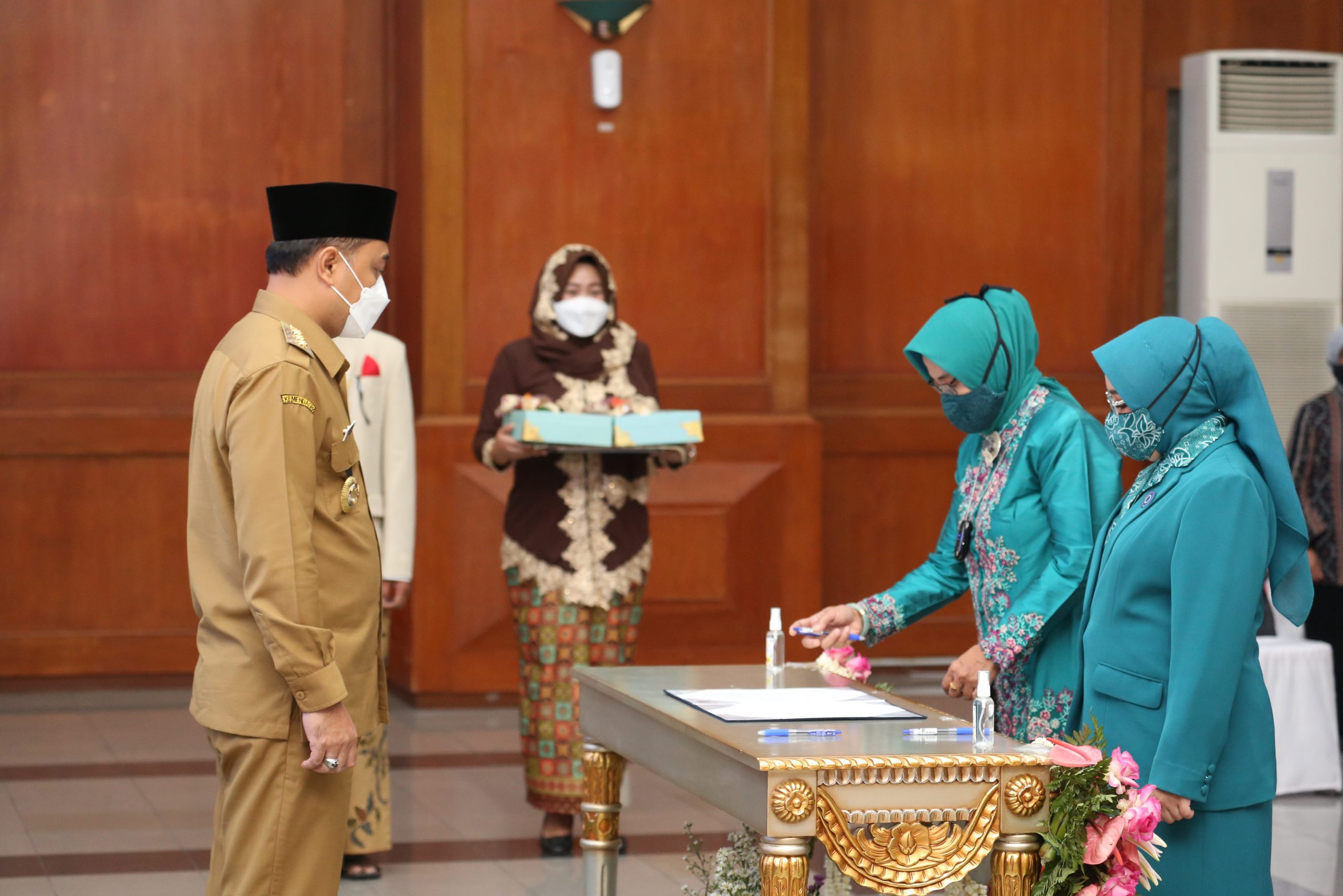 Tim PKK Diharap Bawa Manfaat dalam Pembangunan Kota Surabaya.