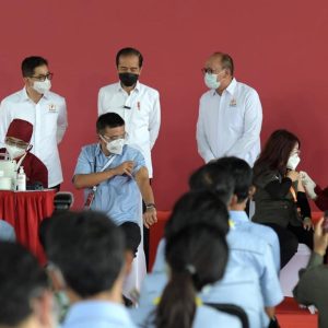 Vaksin Gotong Royong dan Harapan Industri Lebih Produktif