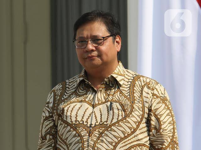 Ketum Golkar Airlangga Hartarto Sentuh 1 Persen, Ridwan Kamil Makin Meroket