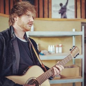 Usai Vakum 18 Bulan, Ed Sheeran Siapkan Album Baru? Usai Vakum 18 Bulan, Ed Sheeran Siapkan Album Baru?