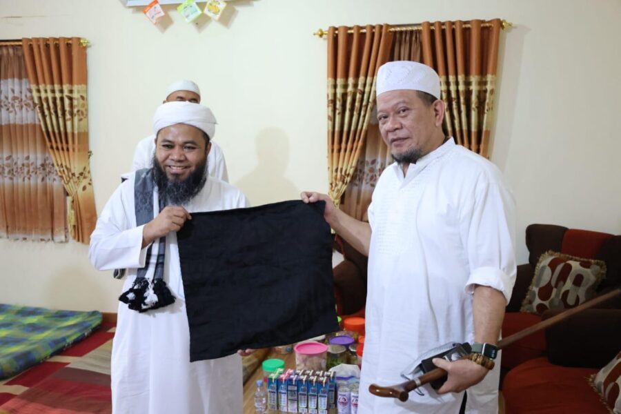Berkunjung ke Ponpes Al Fatah Temboro, Ketua DPD RI Bertemu Wali Kota Bengkulu