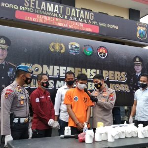 Edarkan Narkoba Dari LP, Kuli Bangunan Desa Kupang-Jetis Diamankan Polresta Mojokerto Edarkan Narkoba Dari LP, Kuli Bangunan Desa Kupang-Jetis Diamankan Polresta Mojokerto