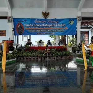 Maknai Hari Keluarga Nasional, Ketua TP-PKK Tinjau IUD dan Implan di Puncu Maknai Hari Keluarga Nasional, Ketua TP-PKK Tinjau IUD dan Implan di Puncu