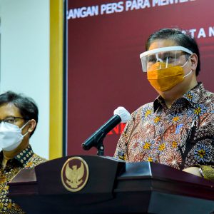 Panglima TNI dan Kapolri Kawal Implementasi PPKM Mikro Panglima TNI dan Kapolri Kawal Implementasi PPKM Mikro