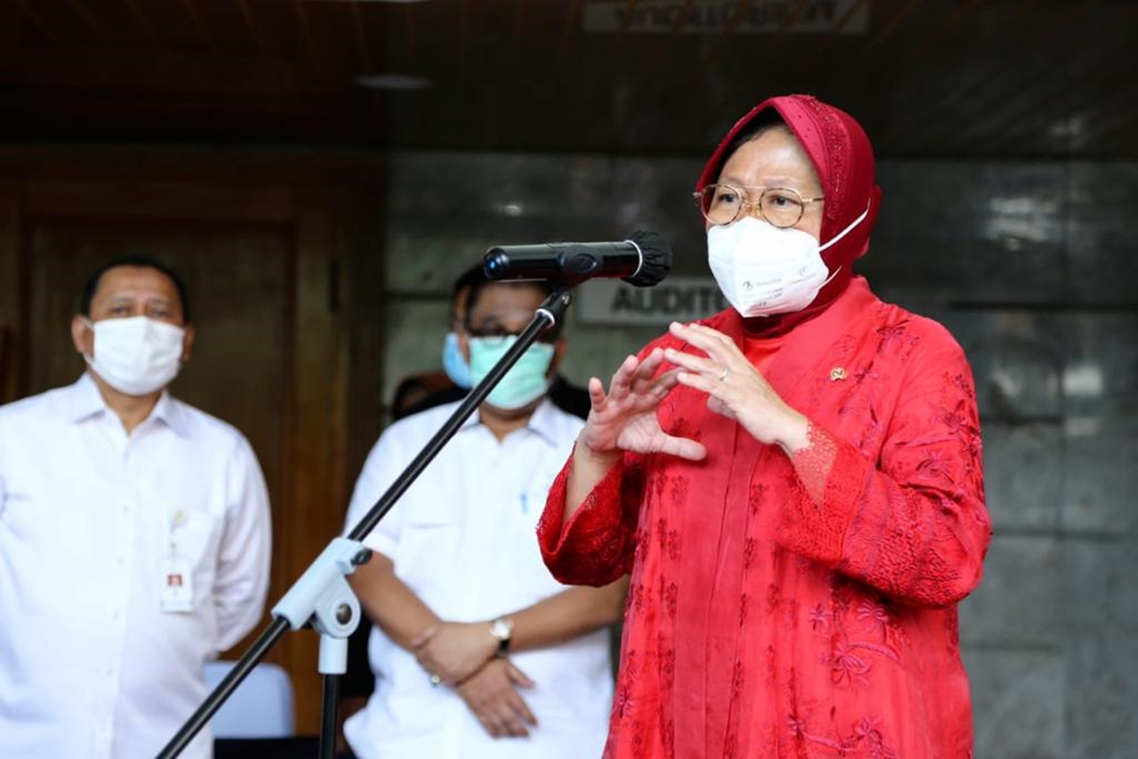 Ancam Pindahkan Pegawai ke Papua, Mensos Dinilai tak Punya Sense of Indonesia Centris