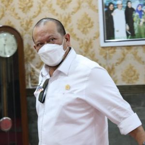 Ketua DPD RI Nilai Seniman-Budayawan Perlu Dapat Bantuan Khusus Saat PPKM Ketua DPD RI Nilai Seniman-Budayawan Perlu Dapat Bantuan Khusus Saat PPKM