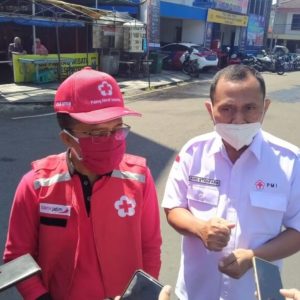 PMI Semprot Disinfektan se Malang Raya PMI Semprot Disinfektan se Malang Raya