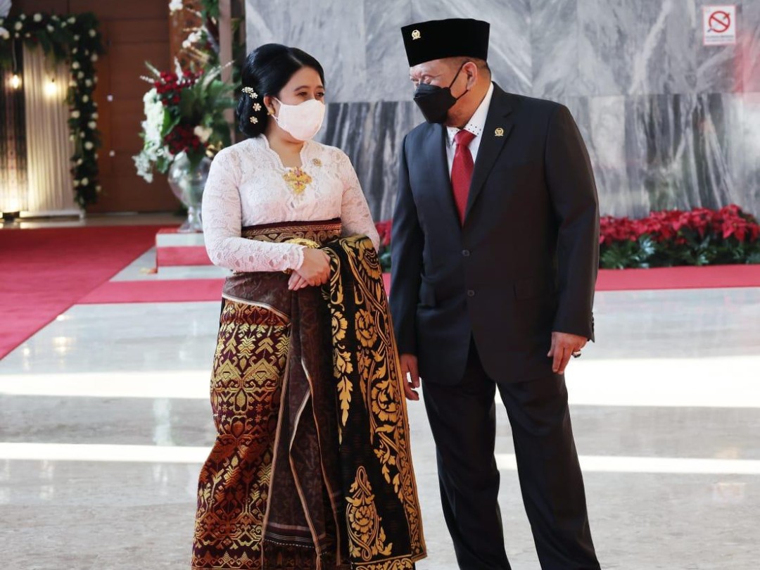 Permudah Warga, Ketua DPD RI Berharap Armada Mobil Vaksin Merdeka Diperbanyak