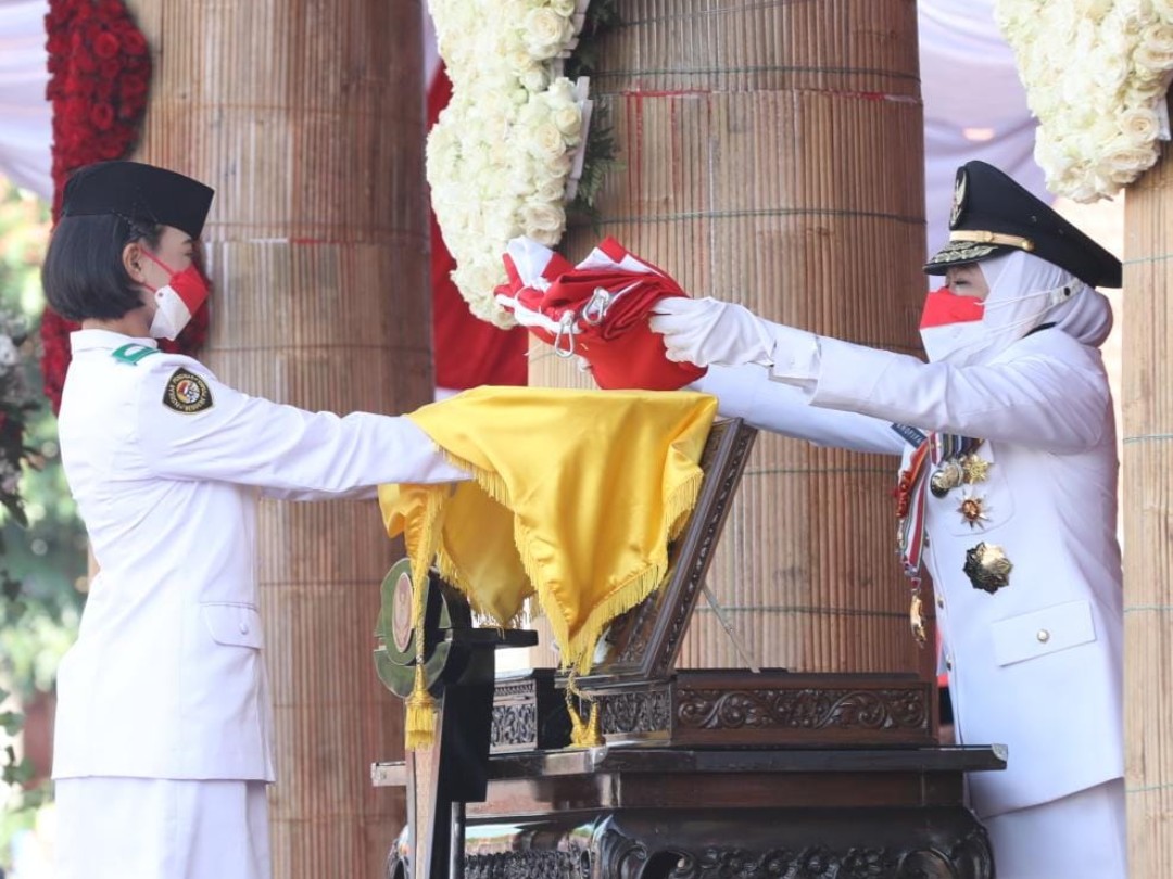 Gubernur Khofifah: Momentum Jatim Bangkit dan Merdeka dari Covid-19