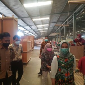 Walikota Mojokerto Lepas Furniture PT. Dong Lim ke Korea dan Jepang Walikota Mojokerto Lepas Furniture PT. Dong Lim ke Korea dan Jepang