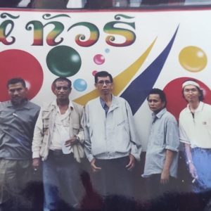 Pak Yitno Ditangkap di Singapura Bawa M16 Pak Yitno Ditangkap di Singapura Bawa M16