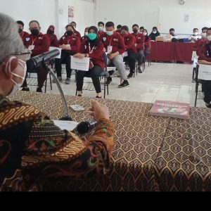 Wakil Ketua PMI Jatim Soebagyo, SW: Kalian Harus Siap Terjun Di Wilayah Konflik Wakil Ketua PMI Jatim Soebagyo, SW: Kalian Harus Siap Terjun Di Wilayah Konflik