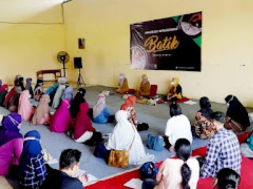 Menuju Kota Pariwisata, Ning Ita Bekali Wirausaha Batik Kota Mojokerto