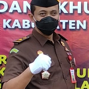 Kejari Kab.Pasuruan, Tak Ambil Pusing Warna Partainya Kejari Kab.Pasuruan, Tak Ambil Pusing Warna Partainya