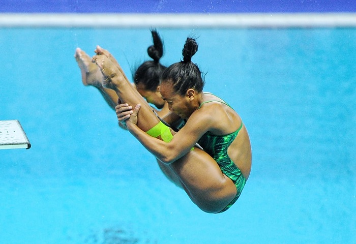 Loncat Indah Sinkronisasi Amankan 1 Emas