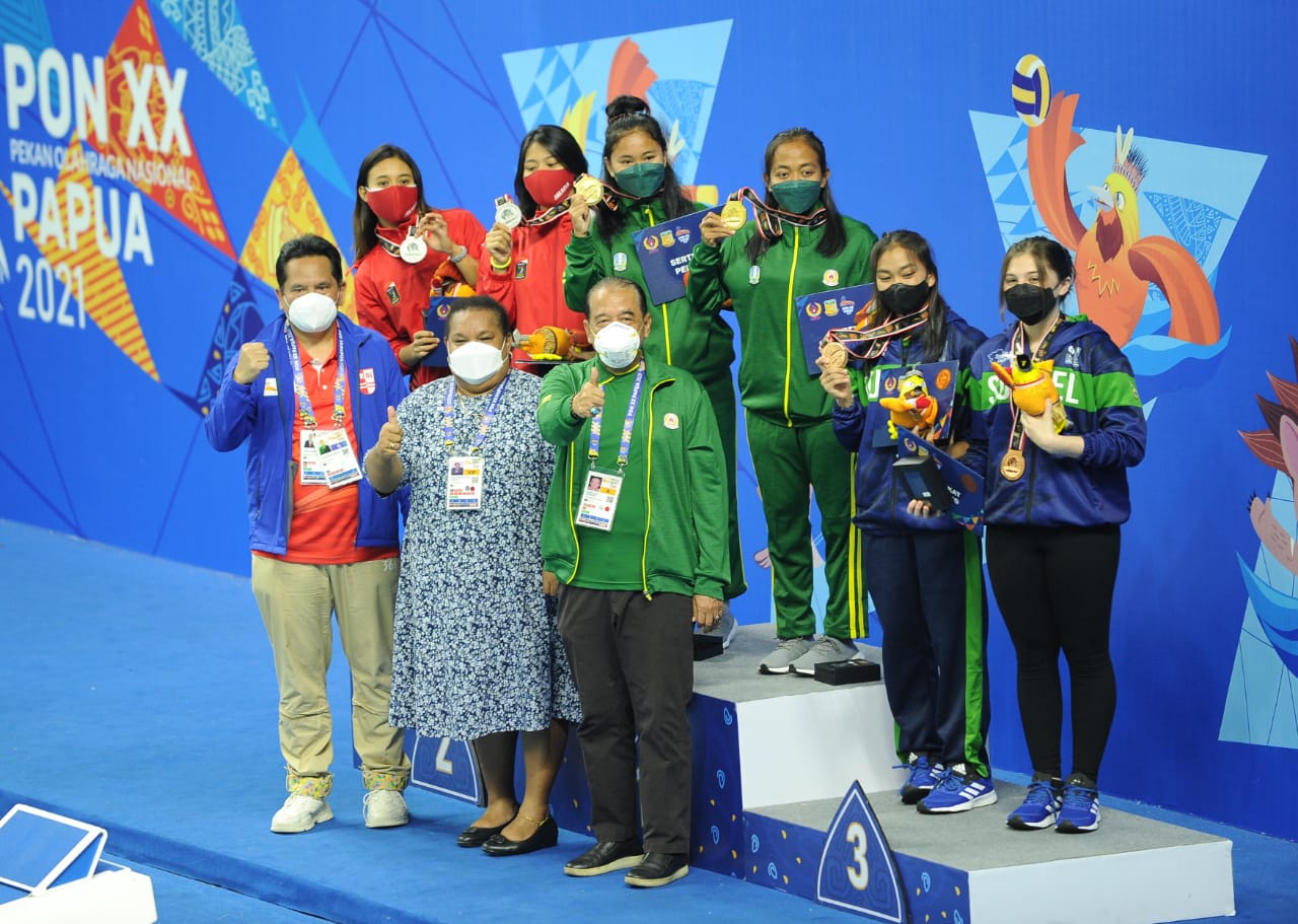 Jatim Papua Berbagi Emas Loncat Indah